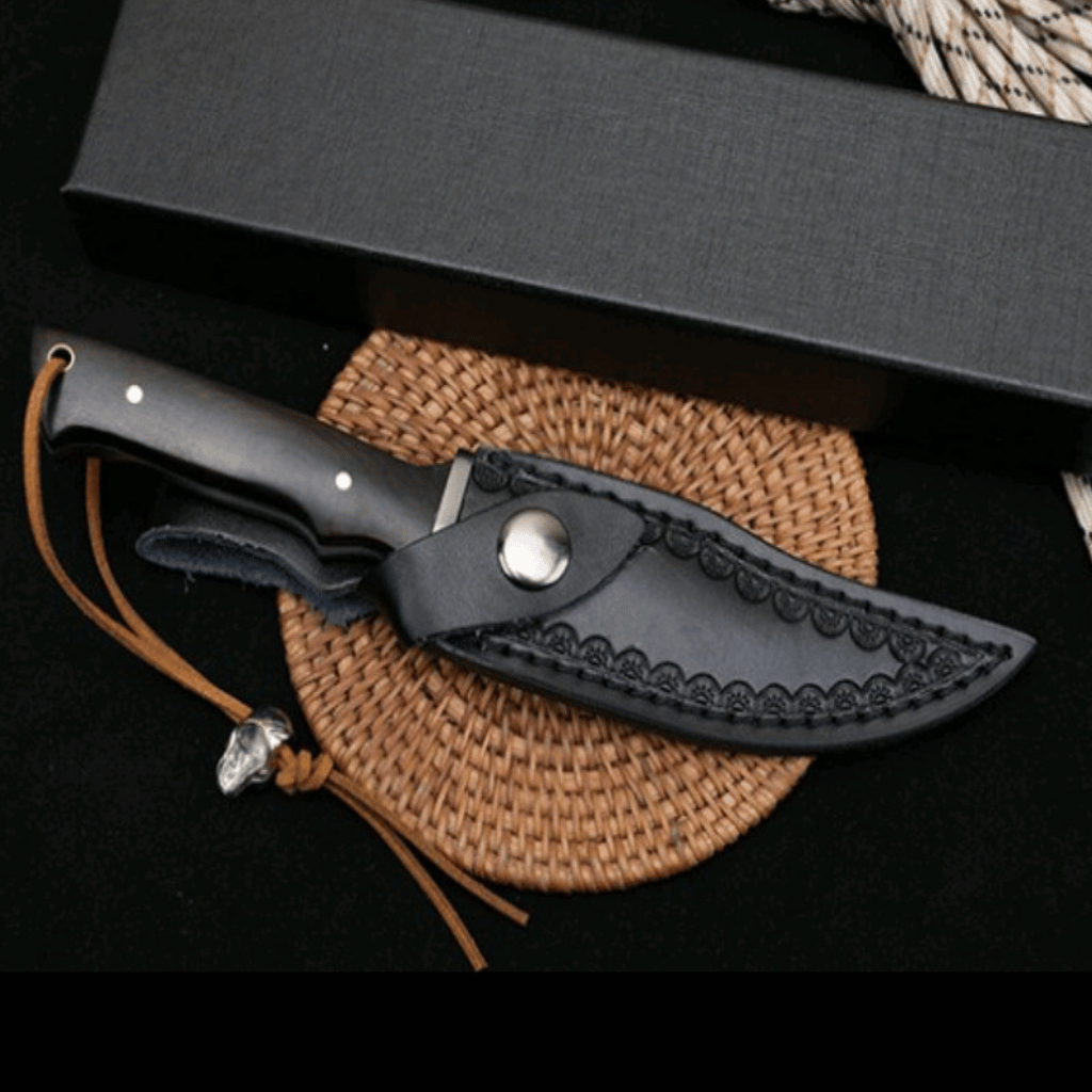 Clip Point Classic Onyx Stainless Steel Knife With Sheath